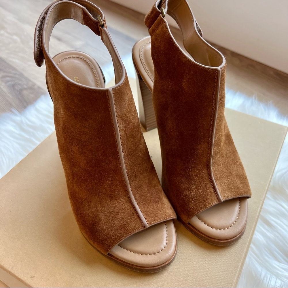 Michael Kors Collection Vero Ciouo suede peep toe booties size 7 EUC